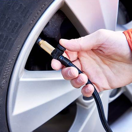 Sind Sie auf der Suche nach Zubehör für Elektroautos? Bei GreenCarGear haben wir alles von Autopflegeprodukten, Ladegeräten für Elektroautos, Zubehör für das Laden zu Hause und vieles mehr. Sie finden alles an Tesla-Zubehör, VW ID 4-Zubehör und Ford Mustang Mach E-Zubehör.