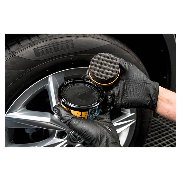Soft99 Tire Black Wax – ultimative Reifenpflege