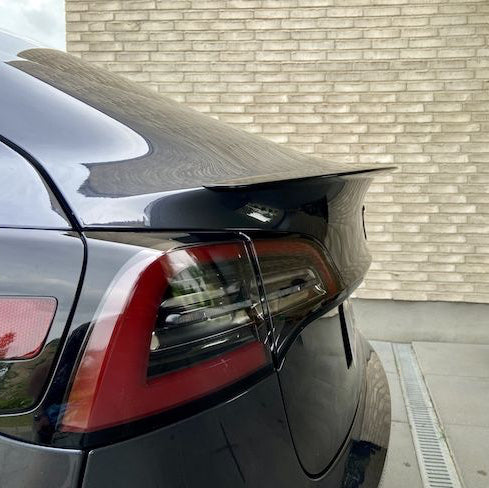 Performance Spoiler (ABS + Beschichtung) passend für Tesla Model 3