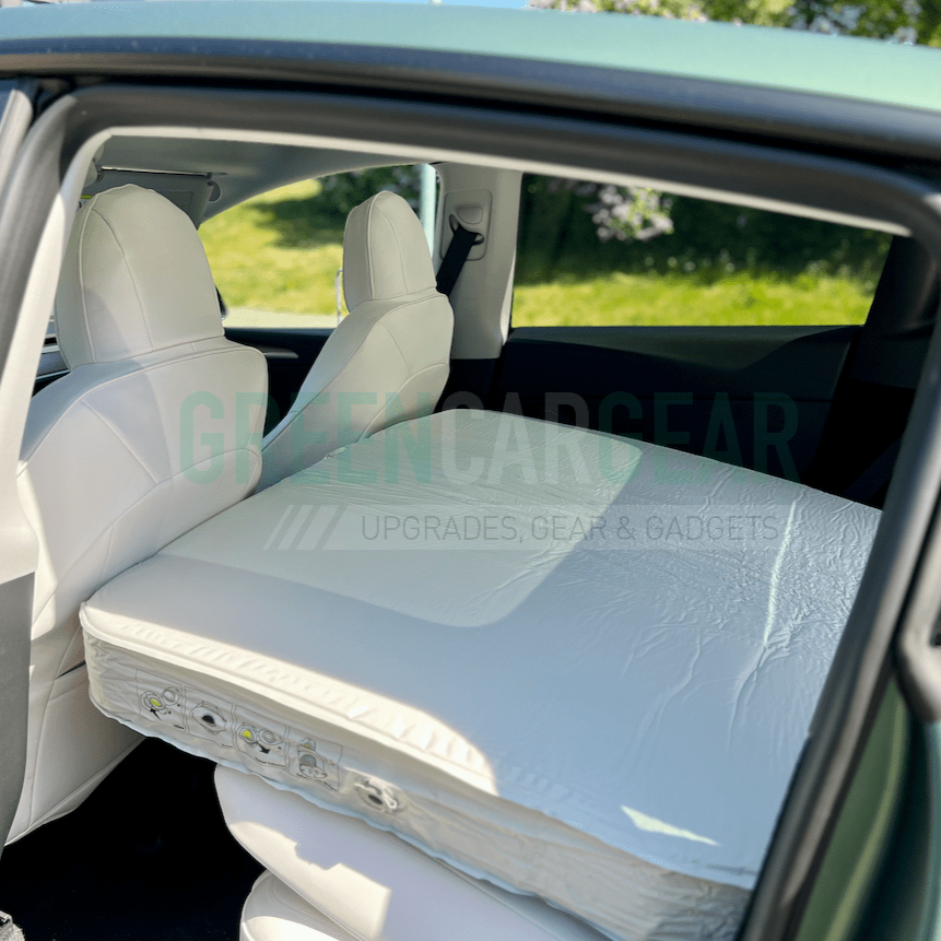 Sind Sie auf der Suche nach Zubehör für Elektroautos? Bei GreenCarGear haben wir alles von Autopflegeprodukten, Ladegeräten für Elektroautos, Zubehör für das Laden zu Hause und vieles mehr. Sie finden alles an Tesla-Zubehör, VW ID 4-Zubehör und Ford Mustang Mach E-Zubehör.