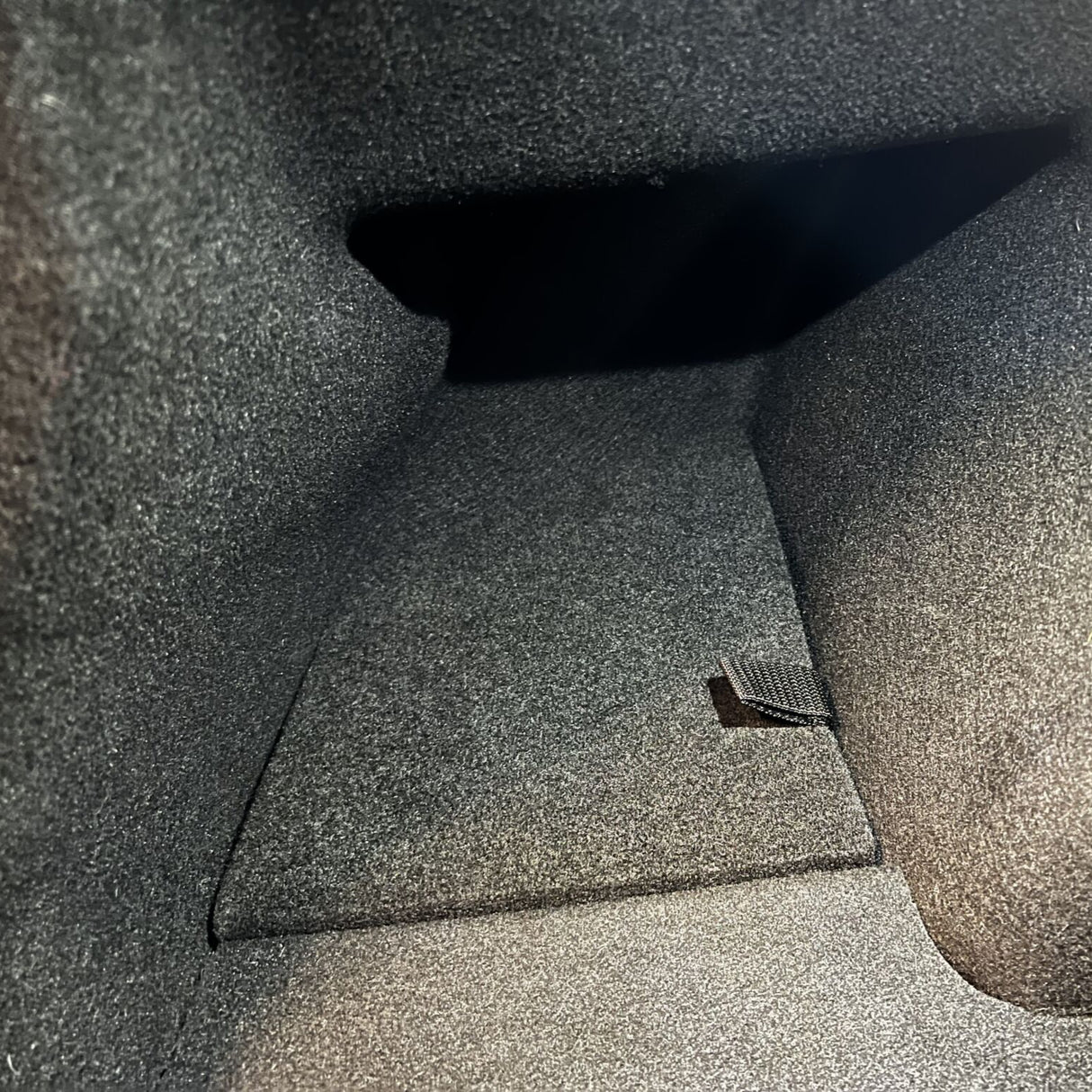 Deckel mit Filzoberfläche, passend für Tesla Model 3 (Kofferraum)