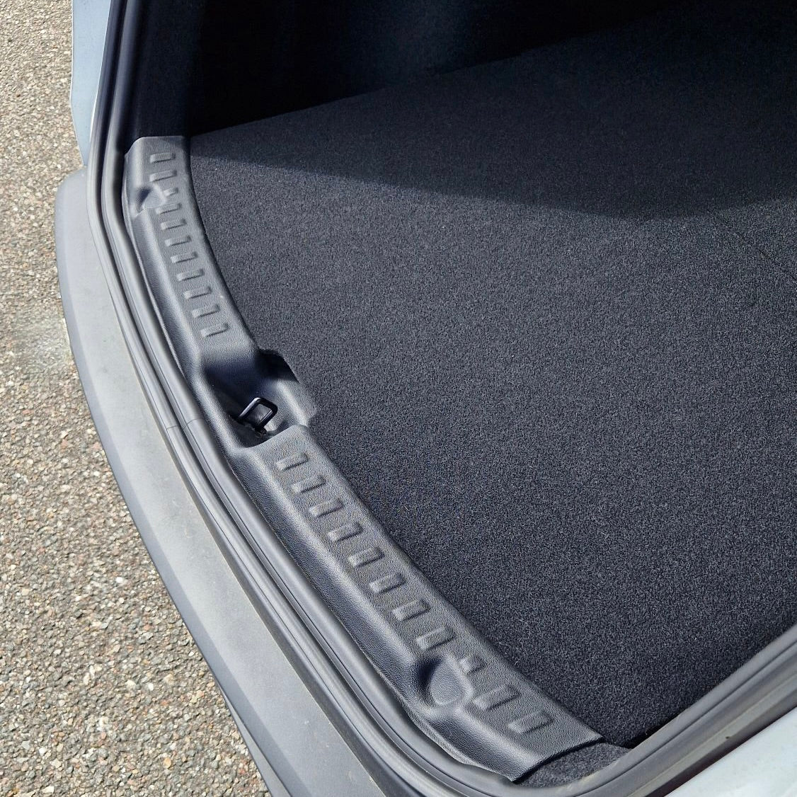 Ladekantenschutz - Tesla Model Y Juniper 2025