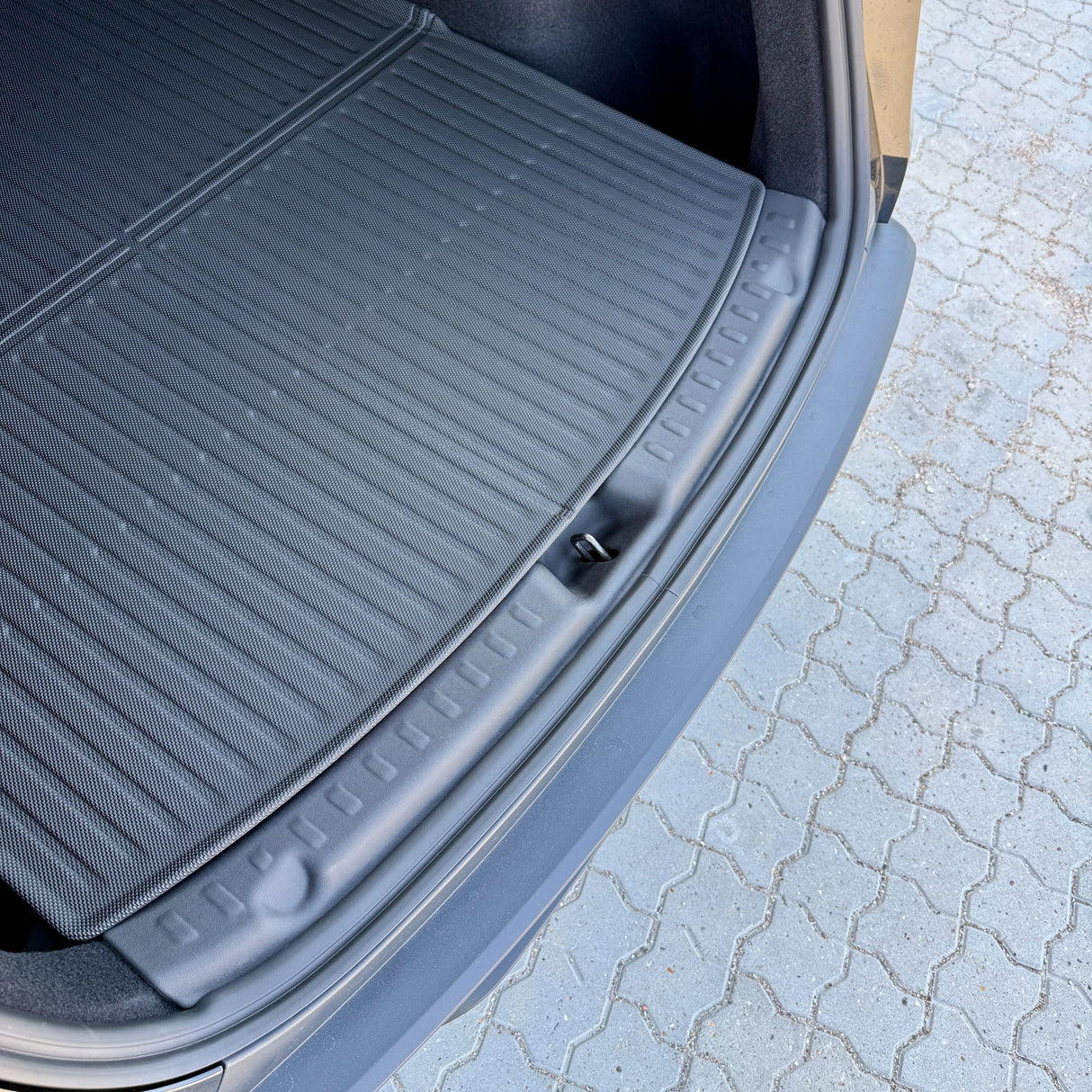 Ladekantenschutz - Tesla Model Y Juniper 2025