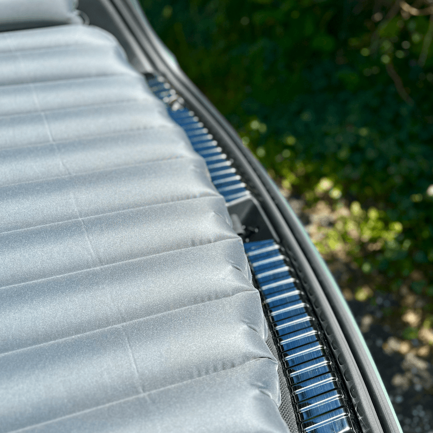 Sind Sie auf der Suche nach Zubehör für Elektroautos? Bei GreenCarGear haben wir alles von Autopflegeprodukten, Ladegeräten für Elektroautos, Zubehör für das Laden zu Hause und vieles mehr. Sie finden alles an Tesla-Zubehör, VW ID 4-Zubehör und Ford Mustang Mach E-Zubehör.