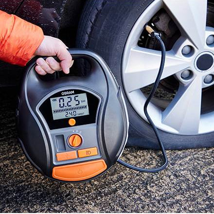 Sind Sie auf der Suche nach Zubehör für Elektroautos? Bei GreenCarGear haben wir alles von Autopflegeprodukten, Ladegeräten für Elektroautos, Zubehör für das Laden zu Hause und vieles mehr. Sie finden alles an Tesla-Zubehör, VW ID 4-Zubehör und Ford Mustang Mach E-Zubehör.