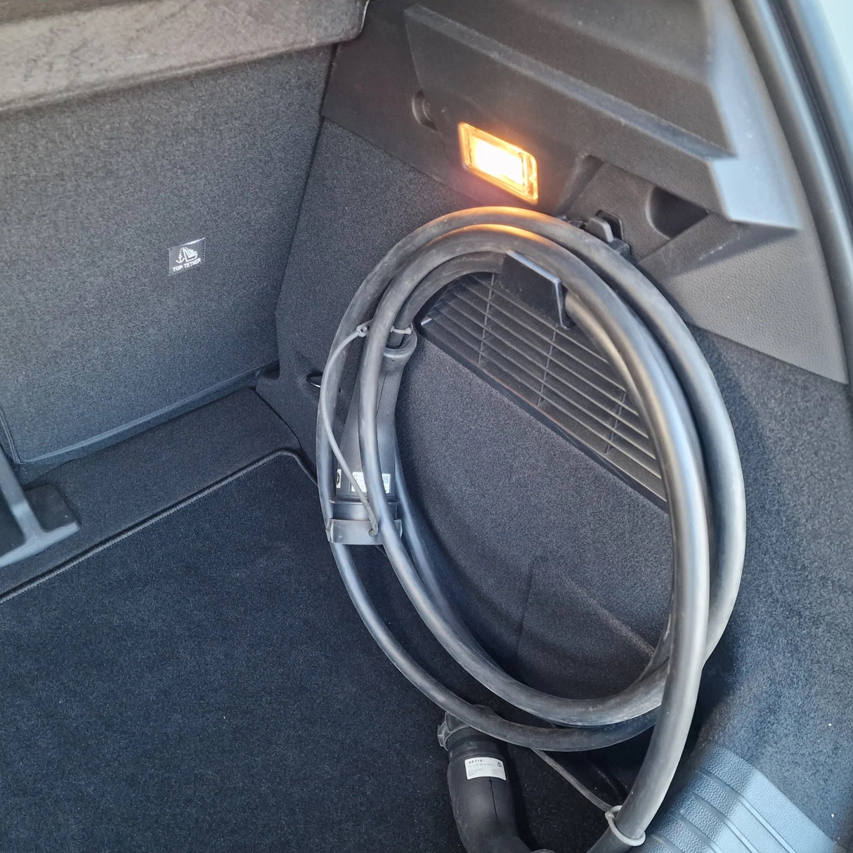 Kofferraumhaken - Volvo EX30/XC40/C40