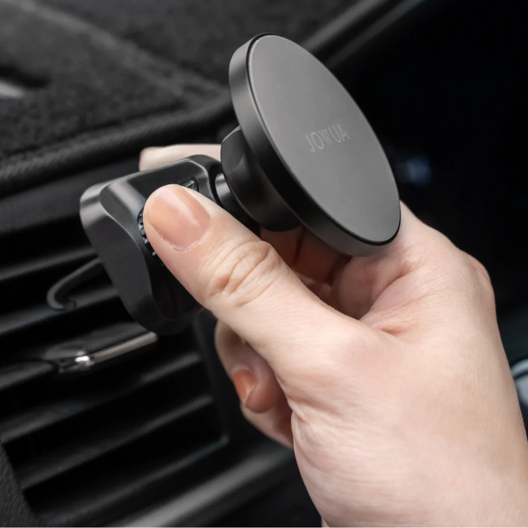 Jowua Handyhalter wird im Auto montiert.
