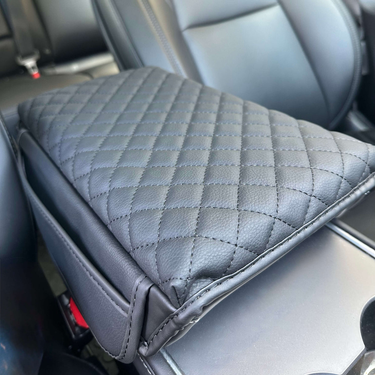 Bezug für Armlehne - Tesla Model 3/Y