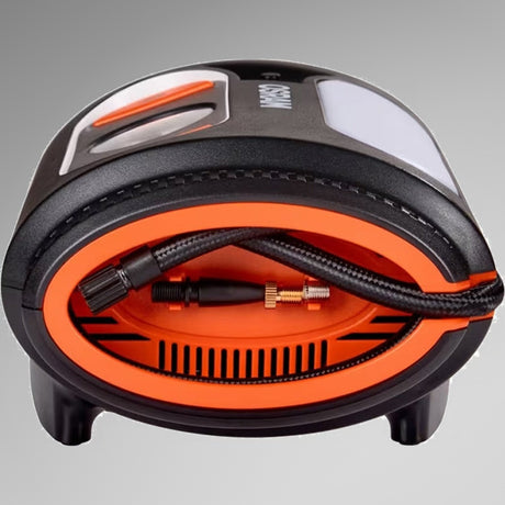 Osram TYREinflate 2110 set fra oven, viser opbevaring af slange og dyser inde i kompressoren