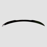 Detailaufnahme des OE Design Spoilers für BYD Seal, montiert mit doppelseitigem Klebeband