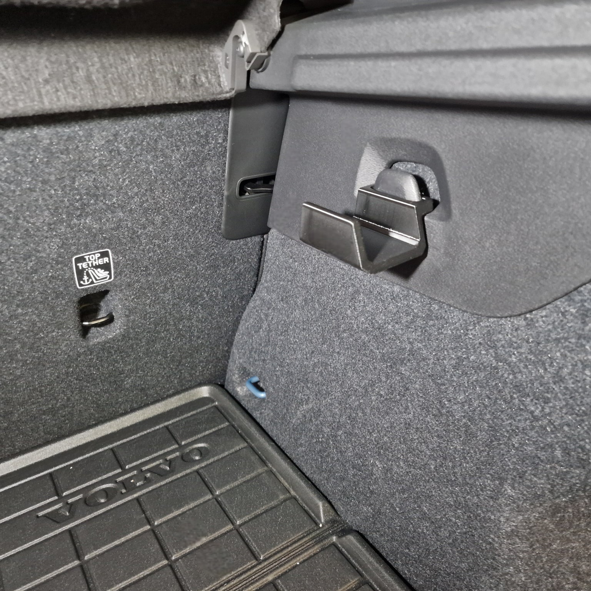 Kofferraumhaken - Volvo EX30/XC40/C40