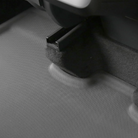 Kofferraummatte in einem Tesla Model Y