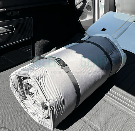 Sind Sie auf der Suche nach Zubehör für Elektroautos? Bei GreenCarGear haben wir alles von Autopflegeprodukten, Ladegeräten für Elektroautos, Zubehör für das Laden zu Hause und vieles mehr. Sie finden alles an Tesla-Zubehör, VW ID 4-Zubehör und Ford Mustang Mach E-Zubehör.