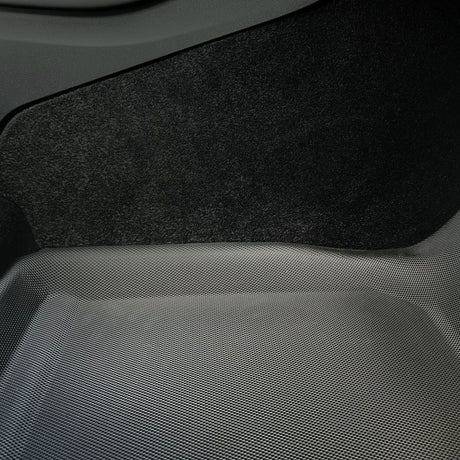 GCG MAX 3D Allwetter-Fußmatte für Tesla Model 3 Highland, Detailaufnahme.