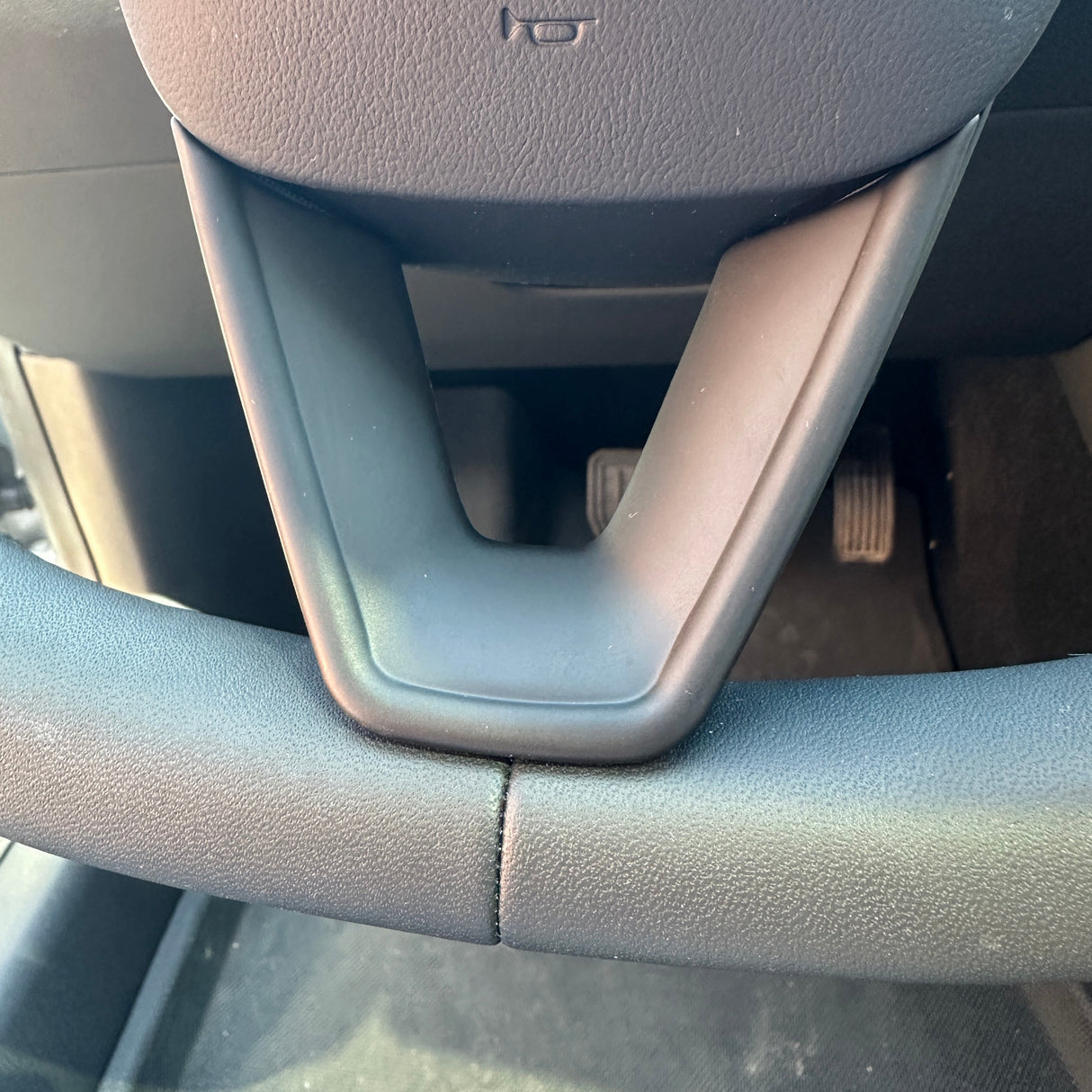 Lenkradbezug für Tesla Model 3 Highland
