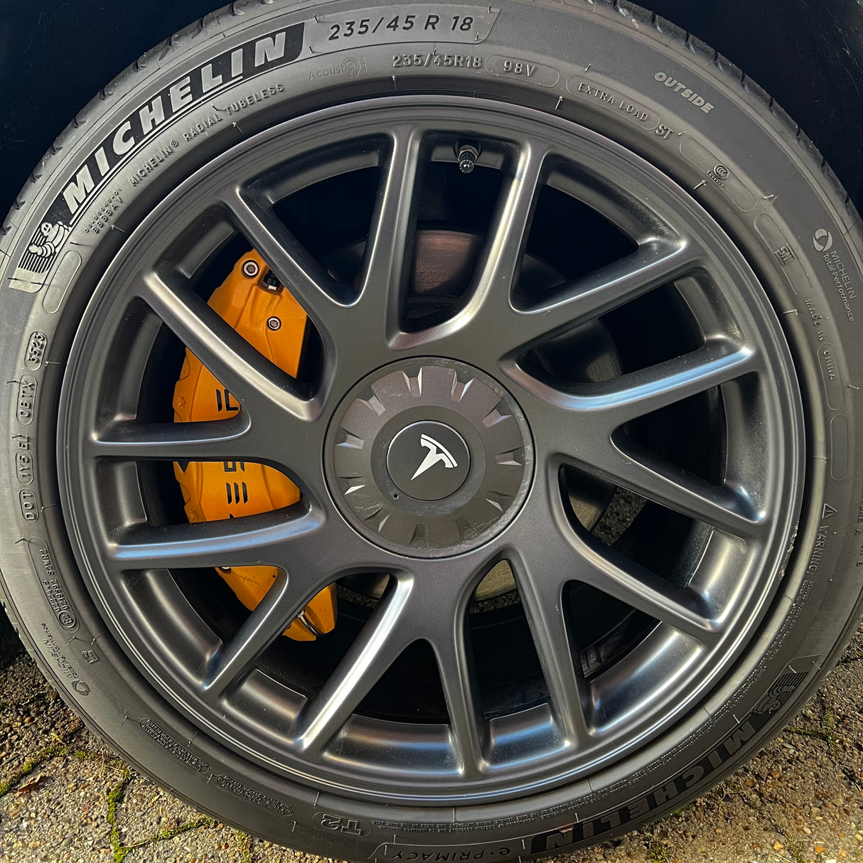 Photon 18-Zoll-Zentrumskappe für Tesla Model 3 Highland