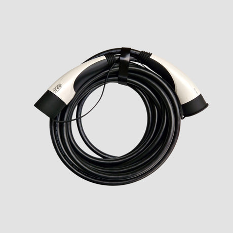 GCG MAX Ladekabel für Elektroautos mit Typ-2-Anschluss und kostenlosem Aufbewahrungsbeutel.