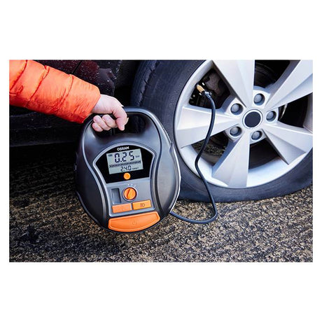 Sind Sie auf der Suche nach Zubehör für Elektroautos? Bei GreenCarGear haben wir alles von Autopflegeprodukten, Ladegeräten für Elektroautos, Zubehör für das Laden zu Hause und vieles mehr. Sie finden alles an Tesla-Zubehör, VW ID 4-Zubehör und Ford Mustang Mach E-Zubehör.