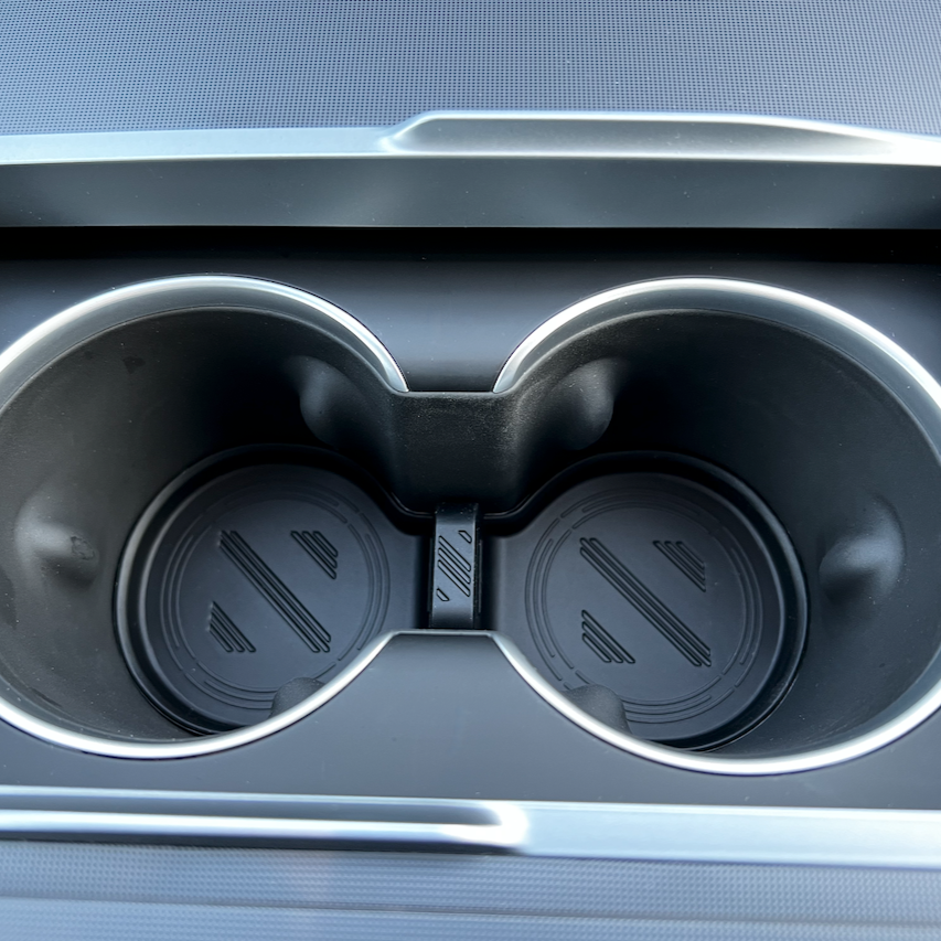 Getränkehalter für Tesla Model 3/S/X