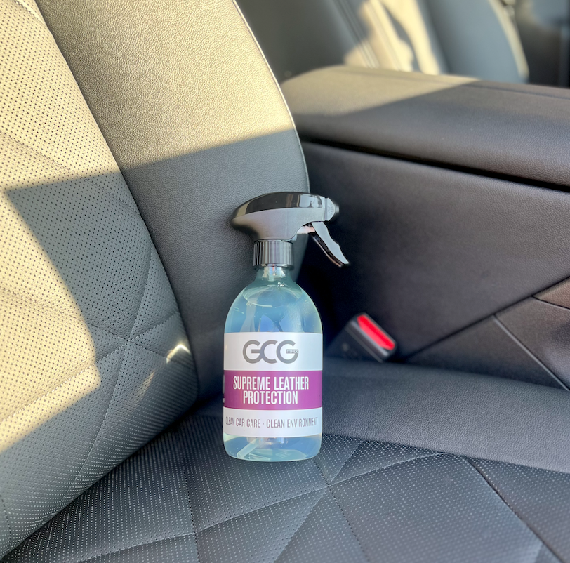 GreenCarGears eigenes Produkt zur Lederpflege für Sitze