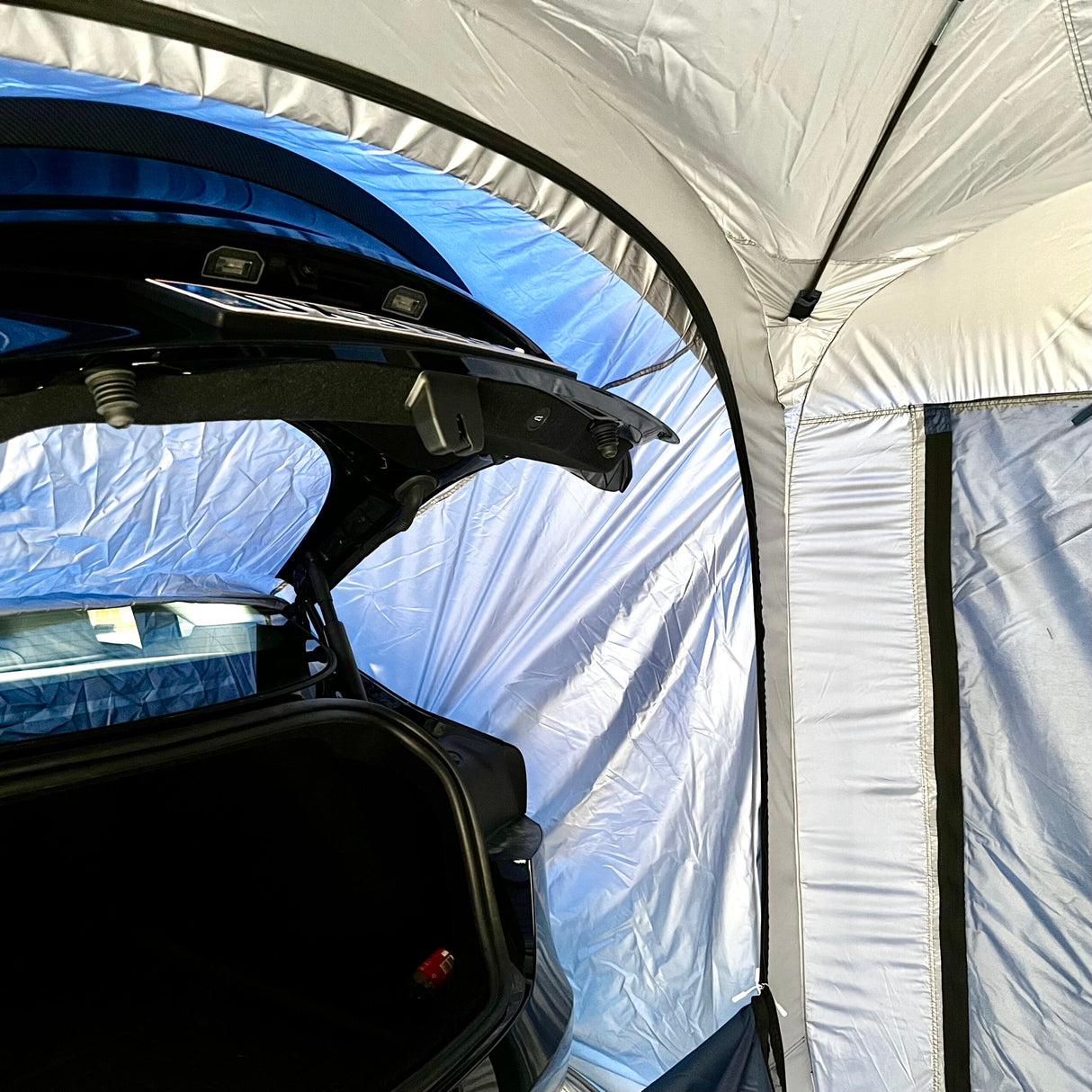 Zelt für Tesla Model Y