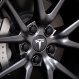 Aero-Radkappen-Set für Tesla-Räder mit Nabenkappe und Radmutternkappen.