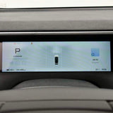 Xpeng g6 Cockpit-Bildschirm mit montiertem Displayschutz