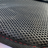 Bild, das den Stoff des Kindersitzes zeigt