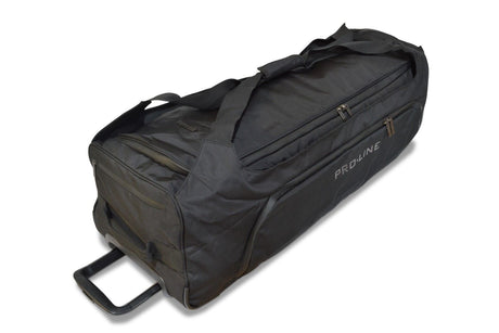 Schwarze Pro-Line Trolley-Tasche für Tesla Model Y, mit Rollen und Teleskopgriff.