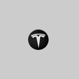 Zentrumskappe mit weißem Tesla-Logo
