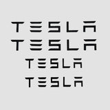 Tesla-Buchstaben, die anstelle des Logos am Auto verwendet werden können